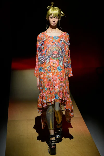 Look 27